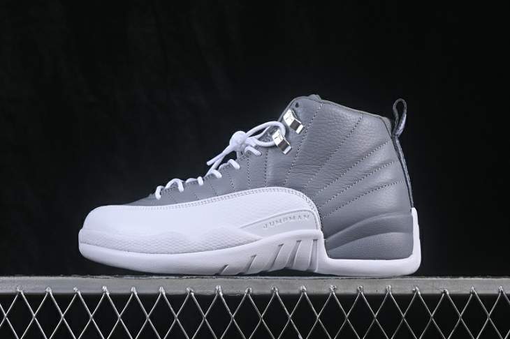 Picture of Air Jordan 12 _SKUfw24481930585640648fw
